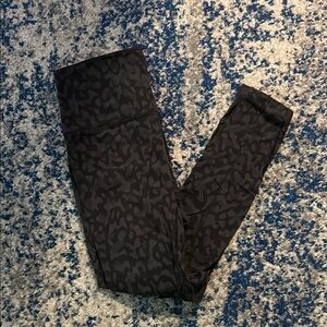LULULEMON LEOPARD ALIGN